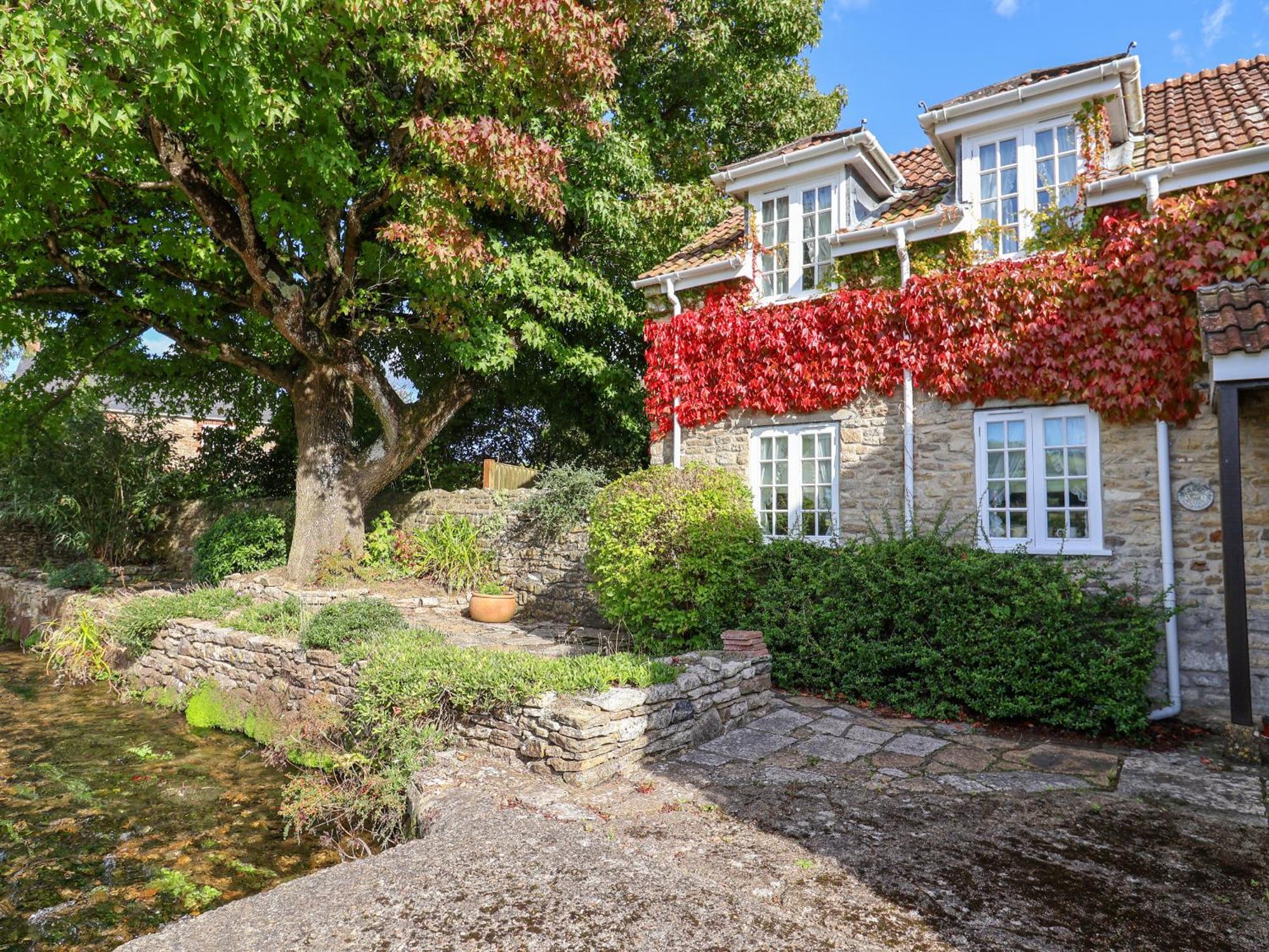 The Cheesehouse Villa Dorchester Exterior photo